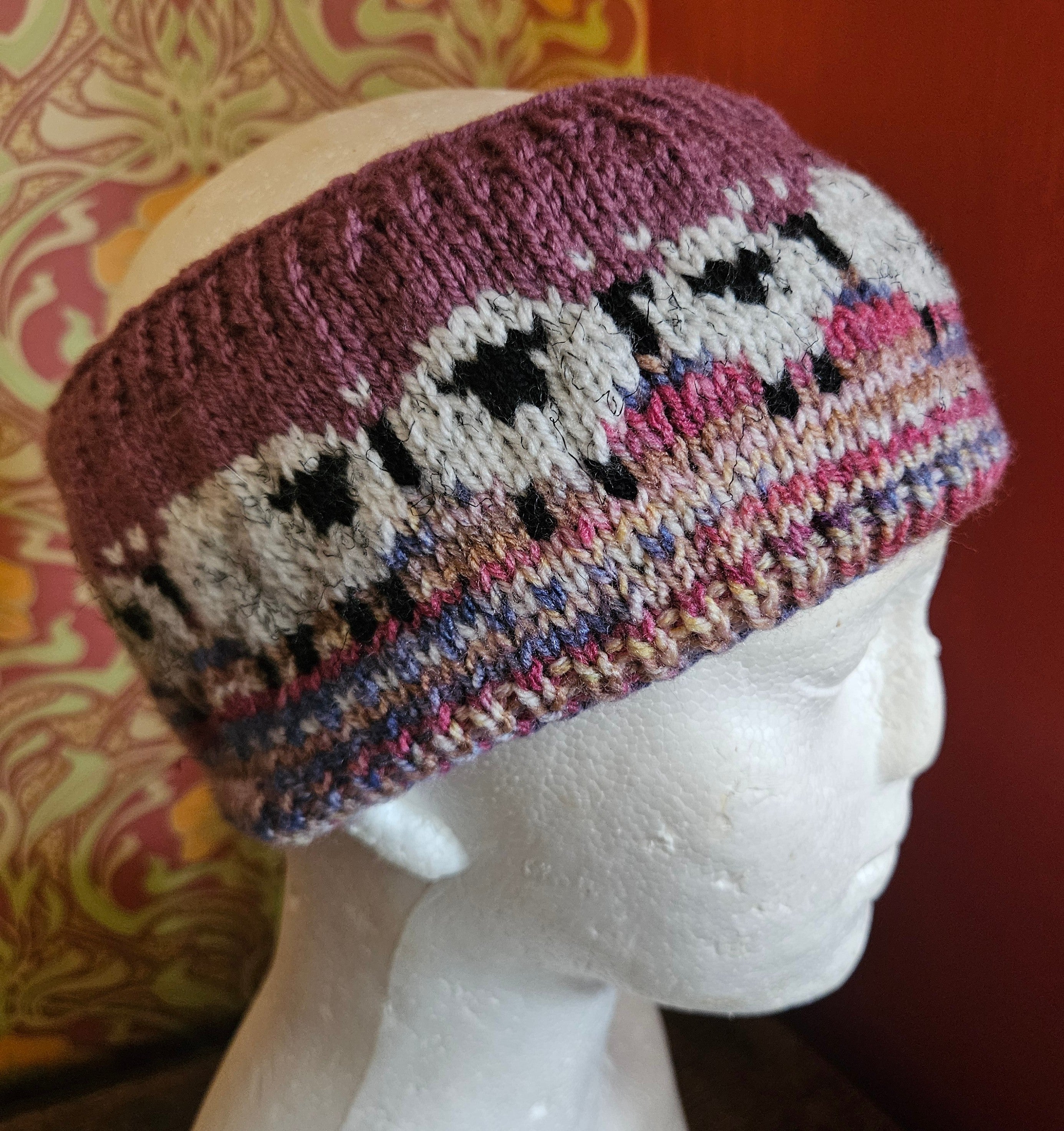 Earwarmer and wrist warmer set with sheep design. Fully lined